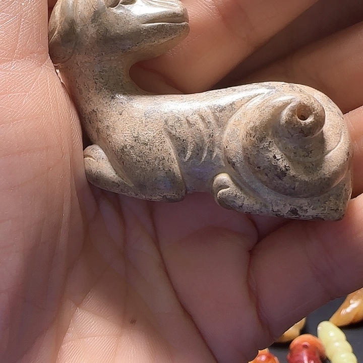 和田玉车挂未镶嵌