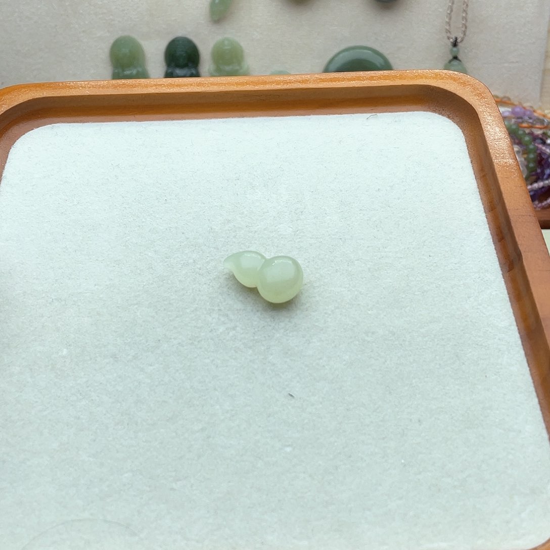 和田玉吊坠(不含链)未镶嵌