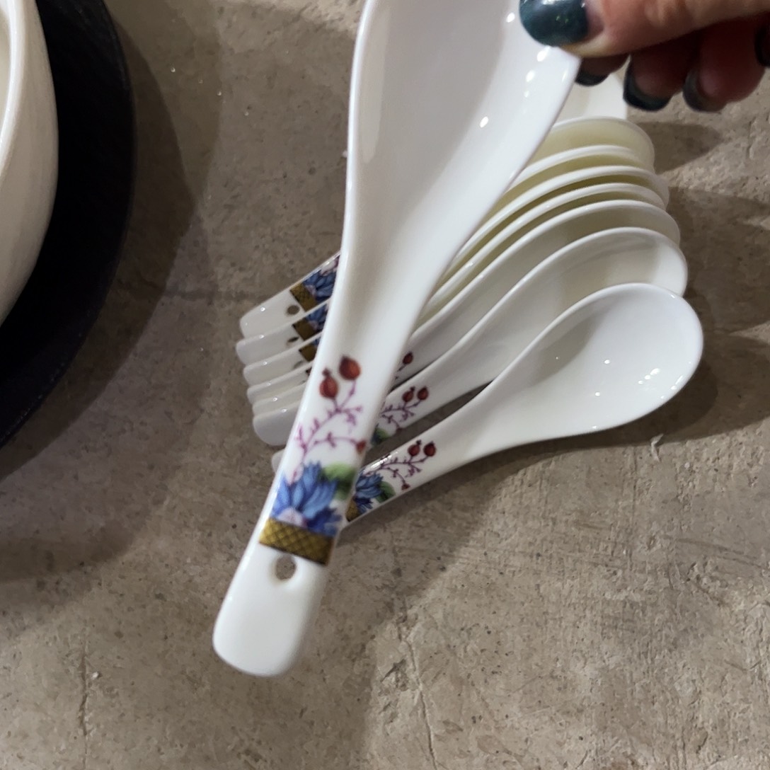 瓷片花小勺八个小勺