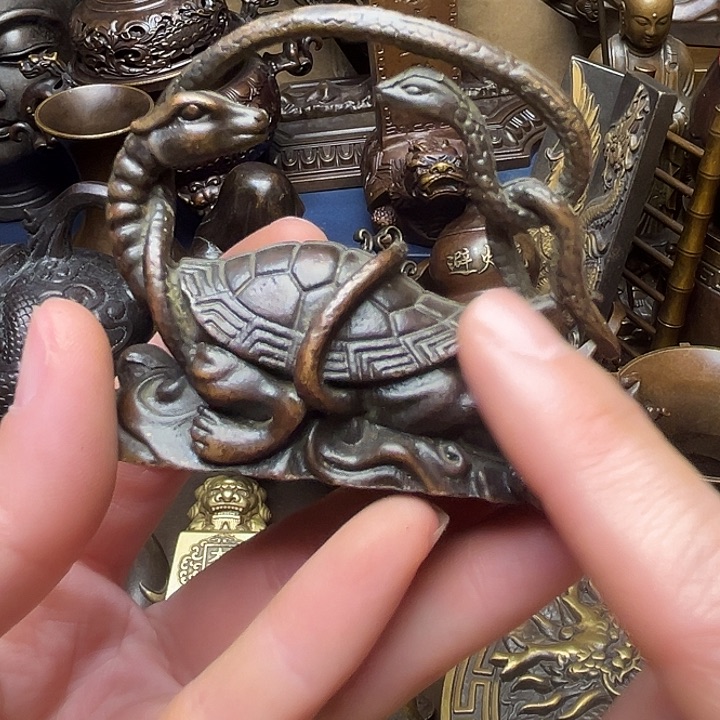 精美铜器批发档口