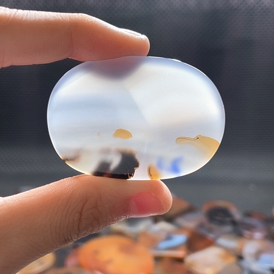 玛瑙/玉髓颈饰未镶嵌