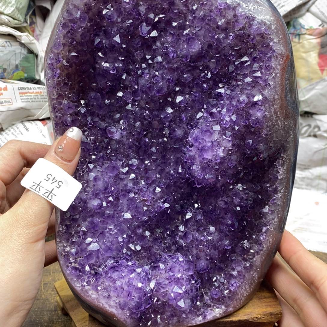 水晶乌拉圭未镶嵌