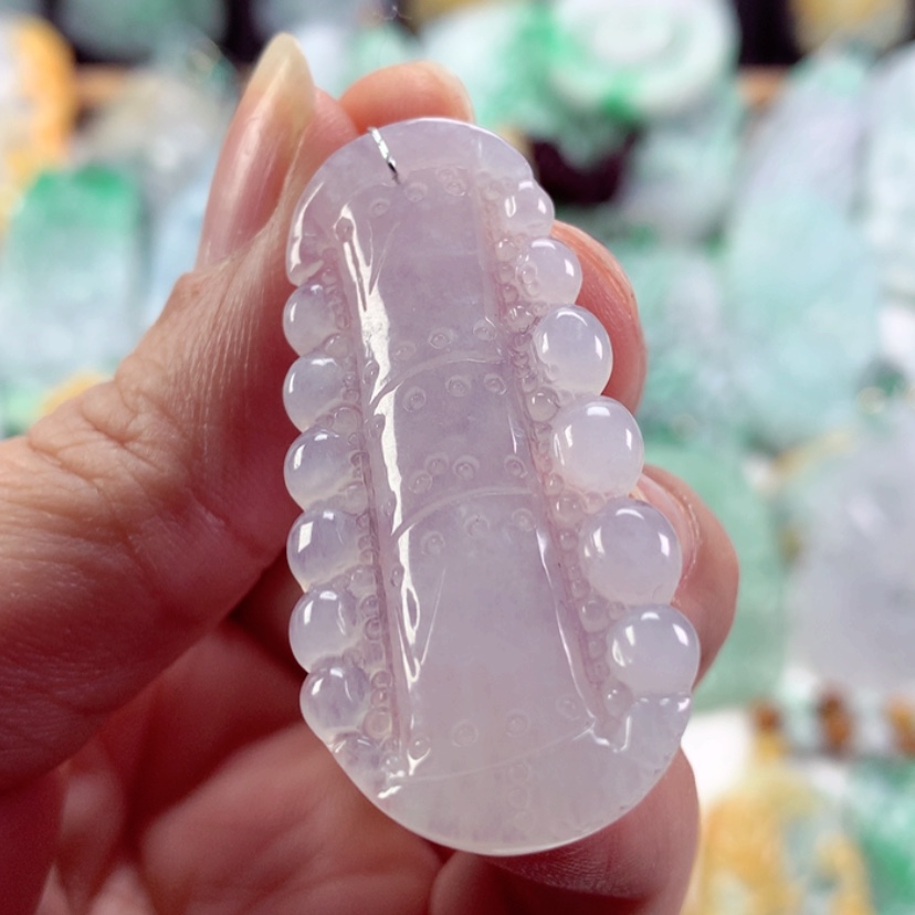 【闪购商品】翡翠吊坠(不含链)未镶嵌