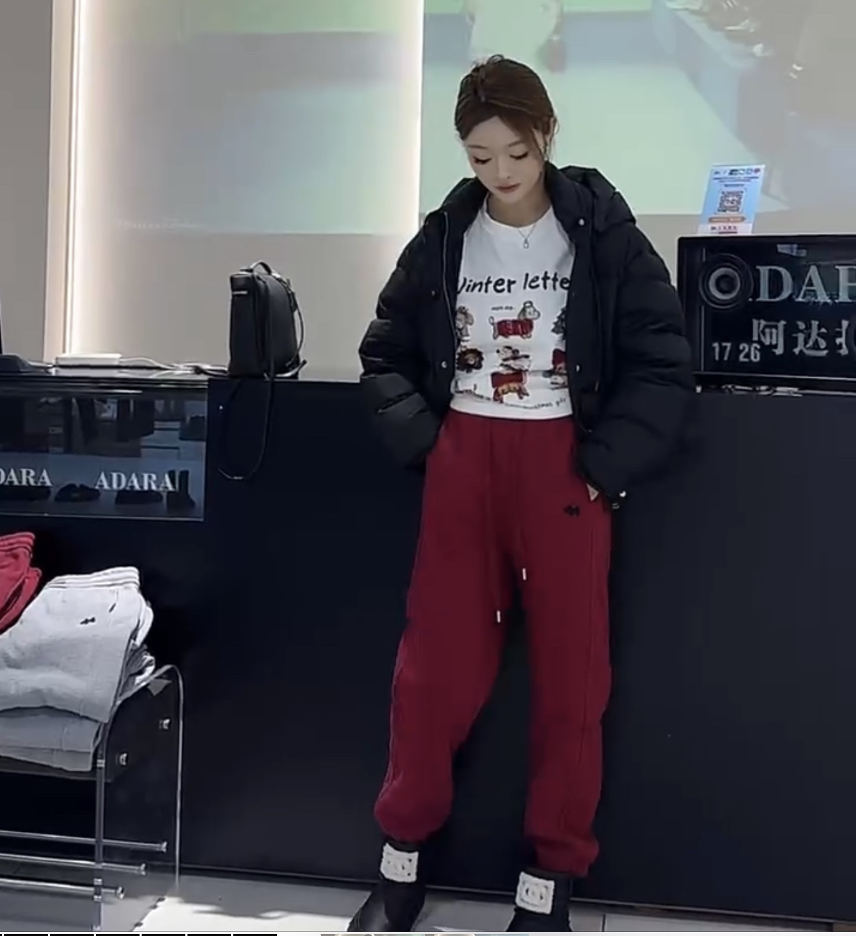 6712休闲裤女冬季显瘦刺绣小狗加厚加绒卫裤宽松束脚运动裤