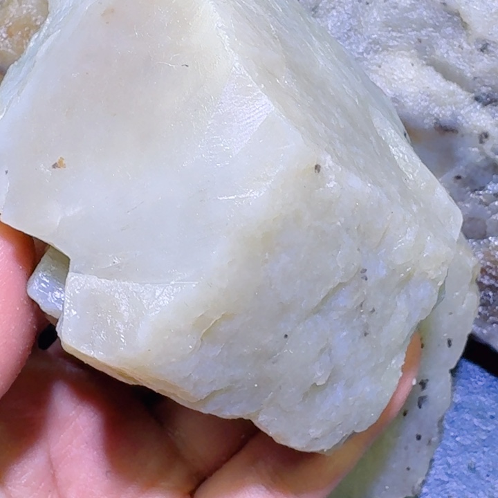 和田玉未镶嵌珠宝半成品