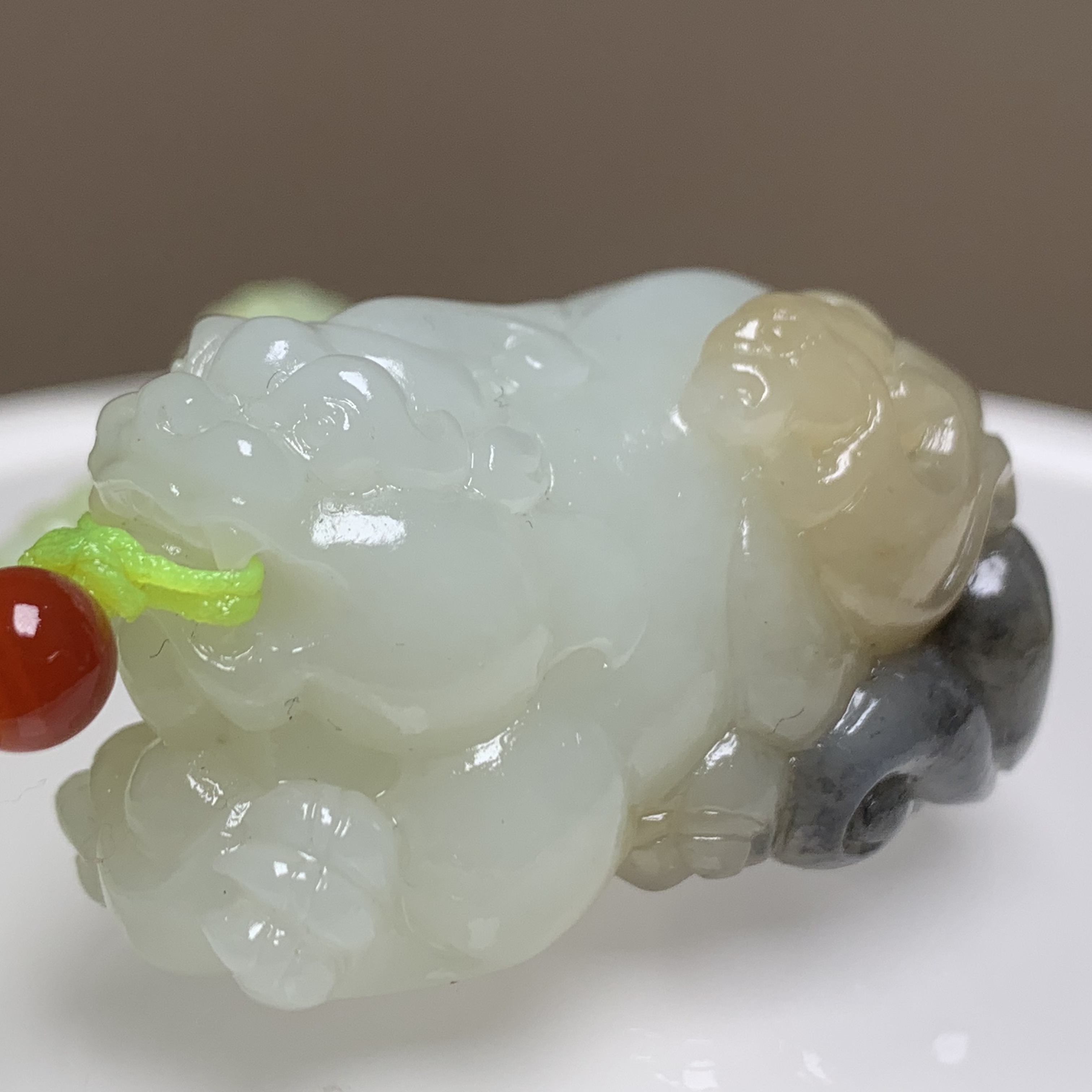 D1288珠宝玉石精选和田玉吊坠