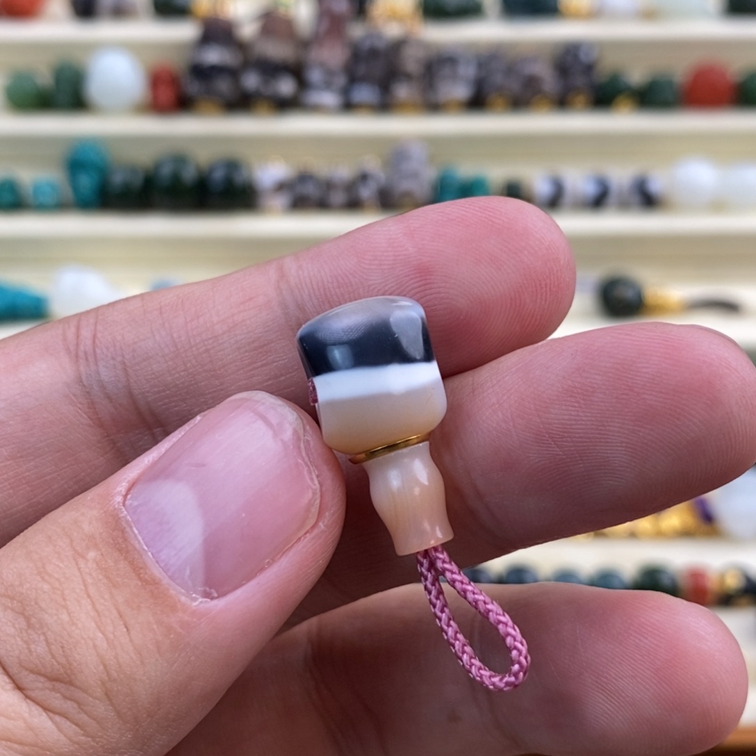 玛瑙/玉髓颈饰18K金镶嵌