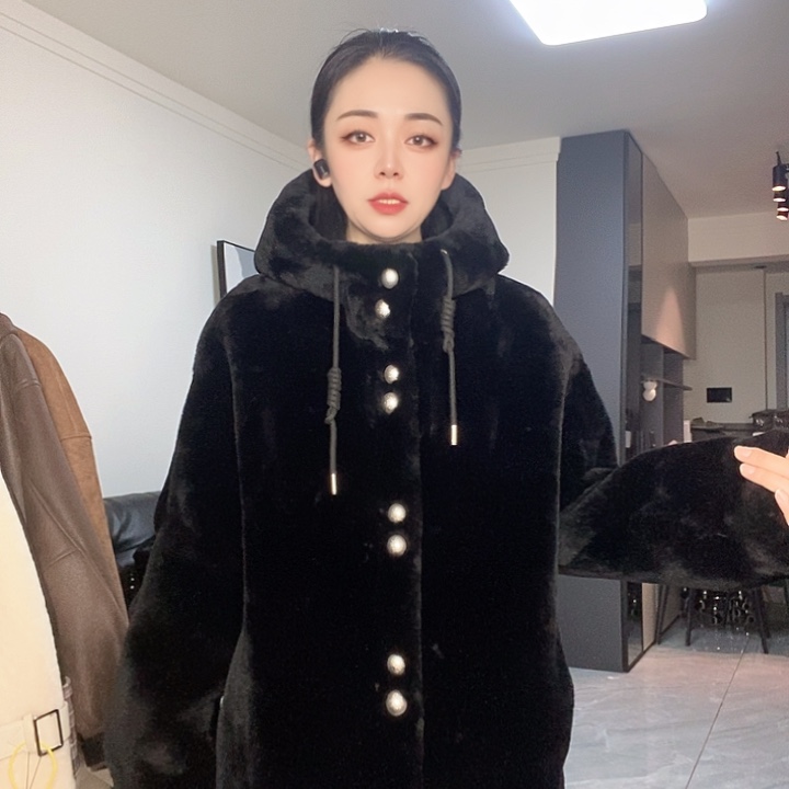 绵羊皮美丽奴皮毛一体M130斤内