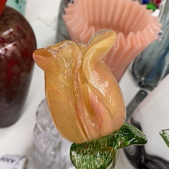 琉璃花瓶高45厘米宽9厘米