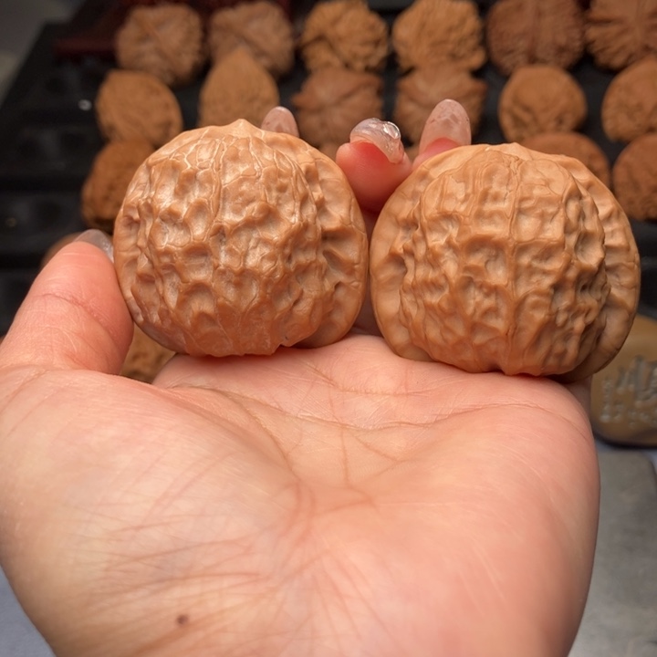 文玩核桃把件敦煌狮子头43