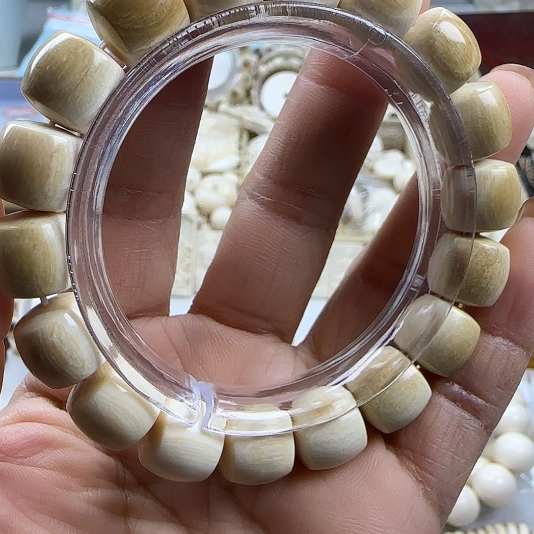 其他猛犸象牙风**生天然保真猛犸牙直切手串