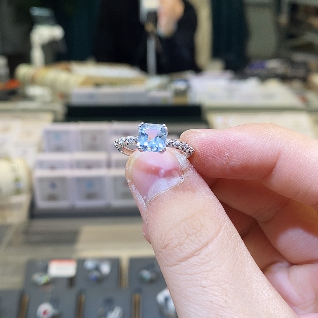 海蓝宝石戒指银S925镶嵌