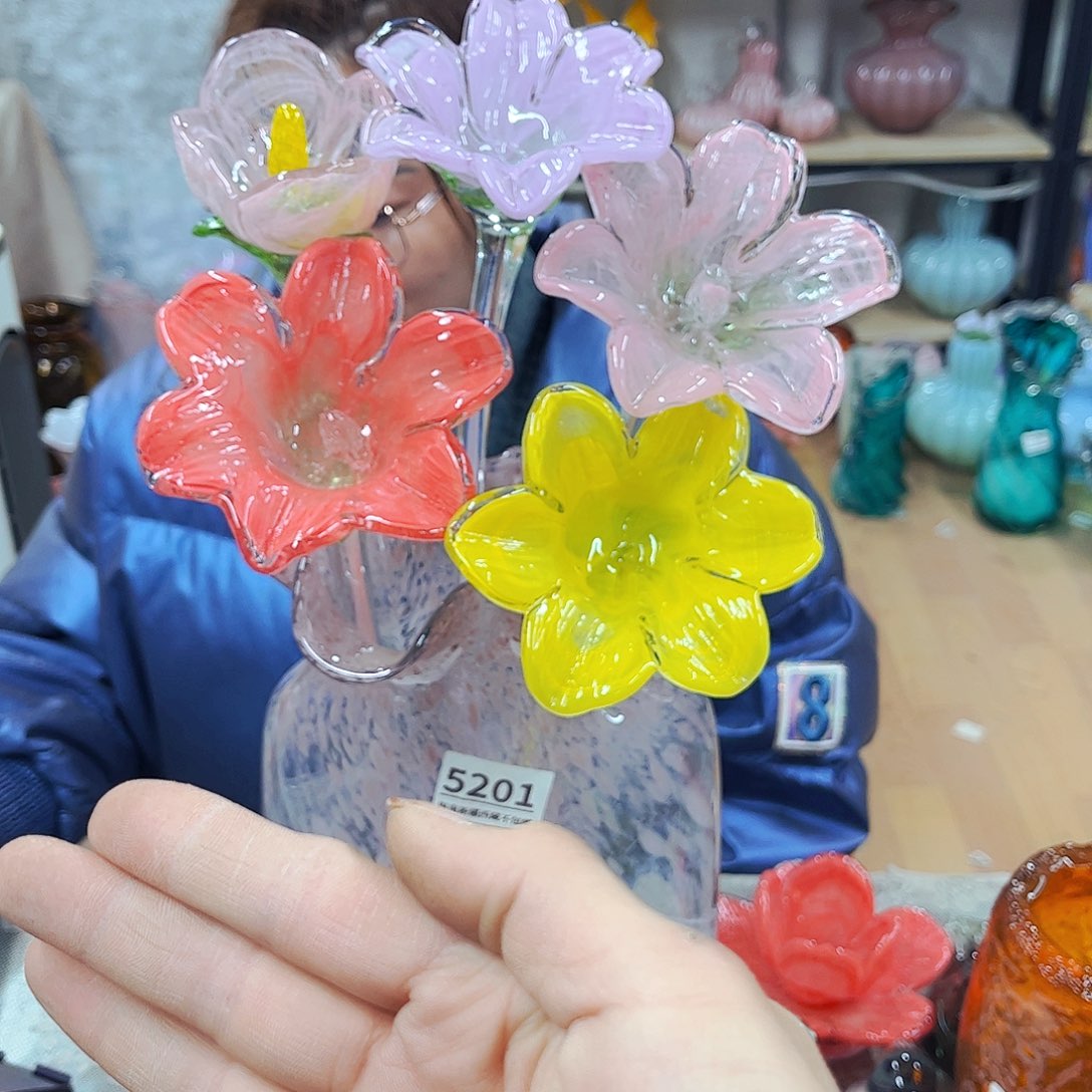 5朵瑕花福利家悦琉璃工艺品