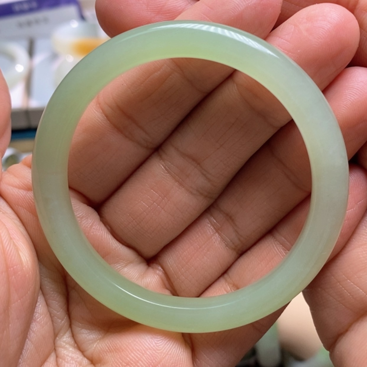 【闪购商品】和田玉手镯未镶嵌