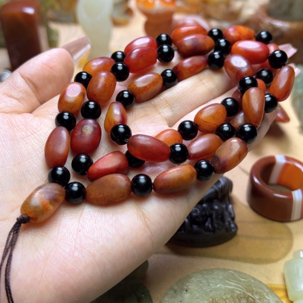 【闪购商品】蛇纹石玉颈饰未镶嵌