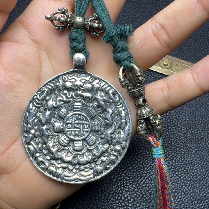 淄***哥泥塑藏式风格九宫格..