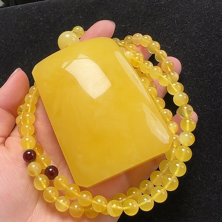 蜜蜡珠宝奇石未镶嵌