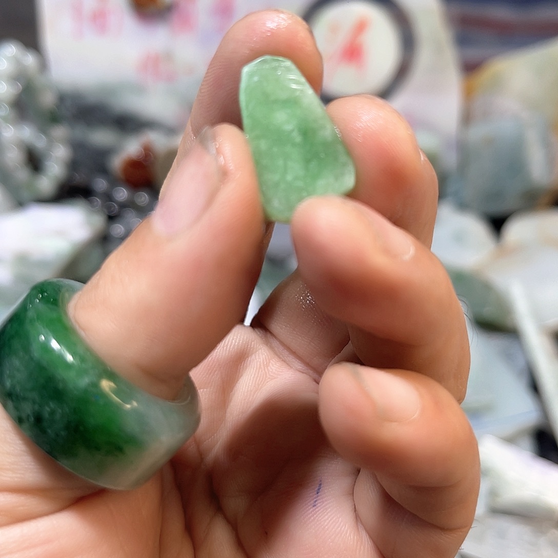 未镶嵌挂件翡翠Ｄ*