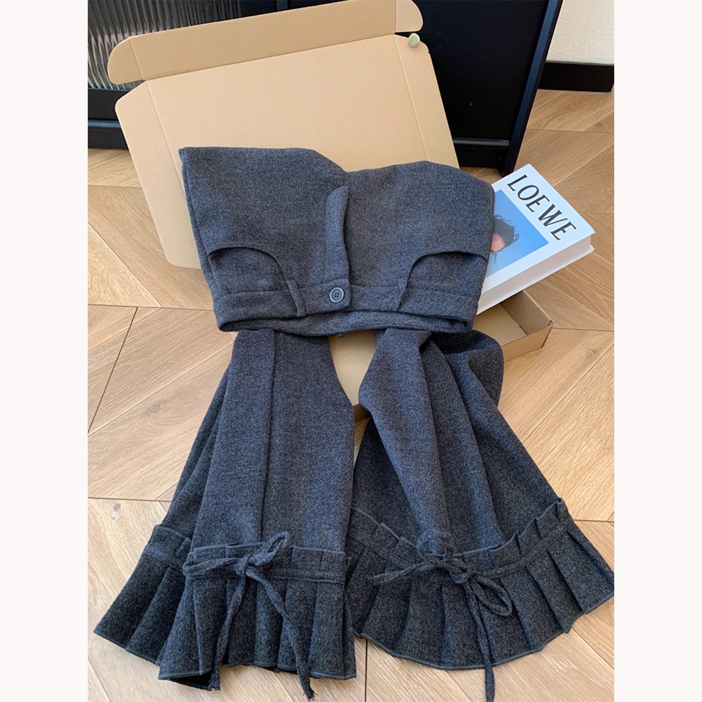 韩系慵懒风深灰色木耳边加绒加厚微喇休闲运动卫裤女修身喇叭裤子