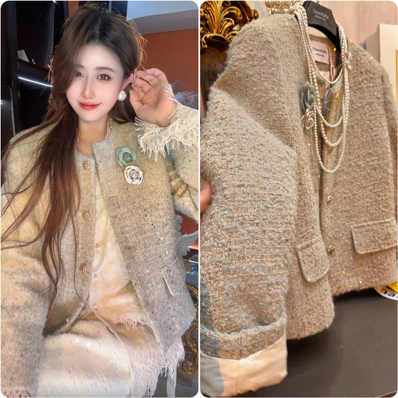 【纤云弄巧】63597亮丝编织假口袋香风羽绒服外套配2个别针【绿】