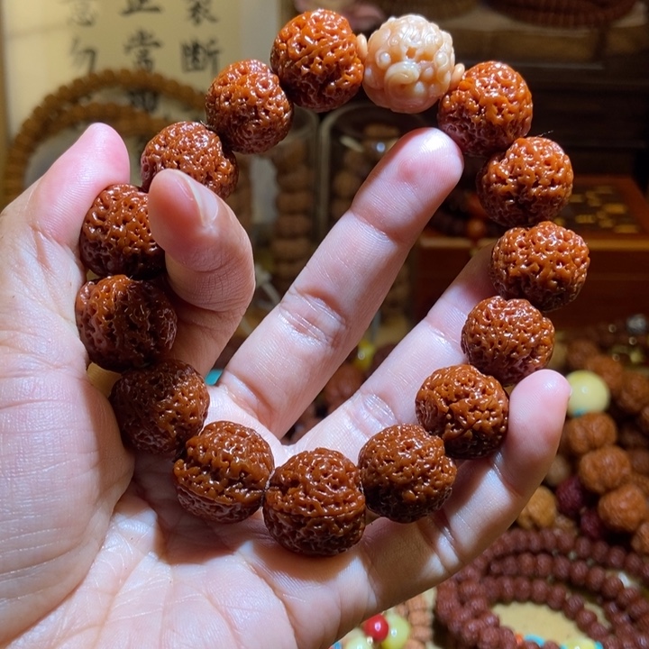 吊坠金刚菩提195玉化菠萝一物貔貅