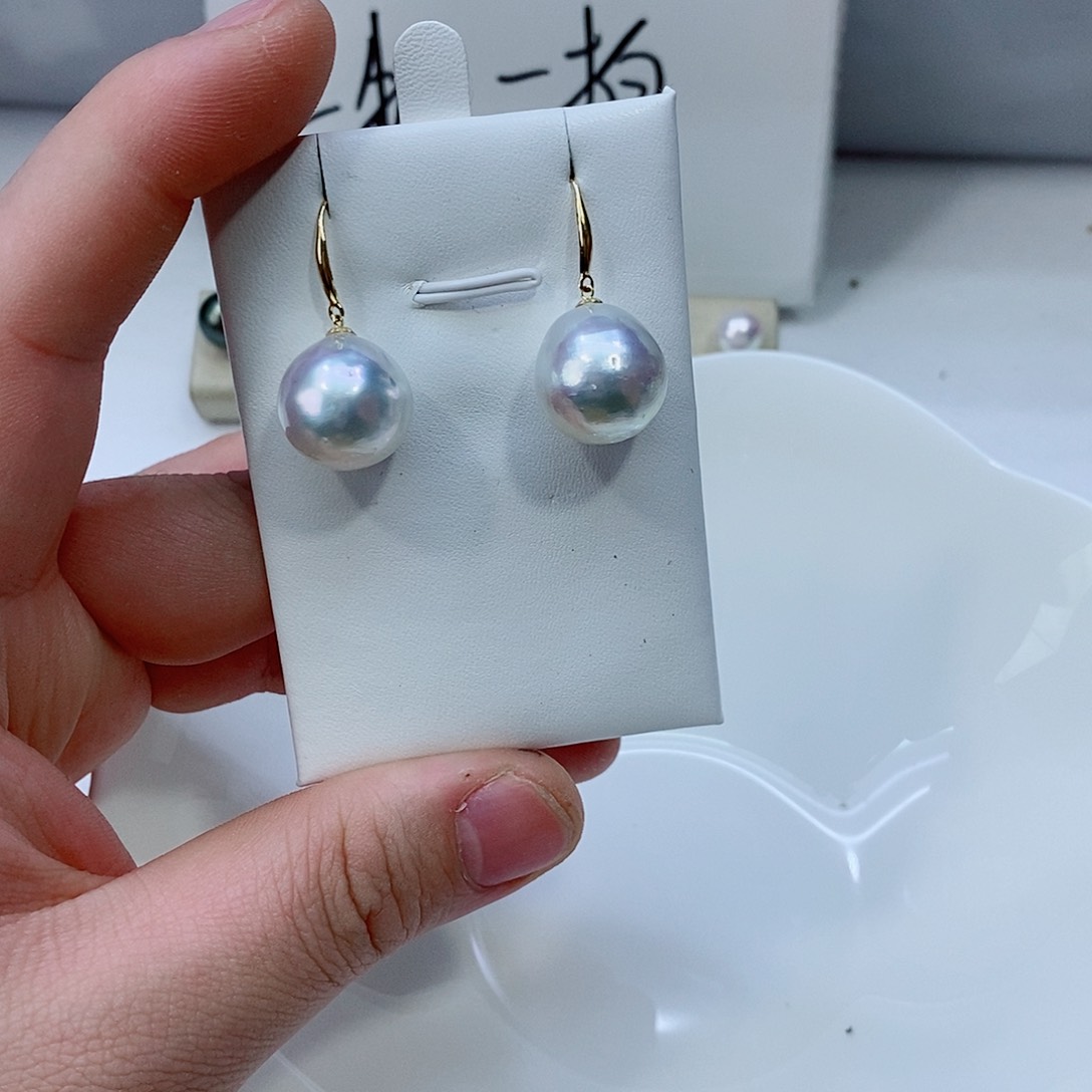 海水珍珠耳饰18K金镶嵌