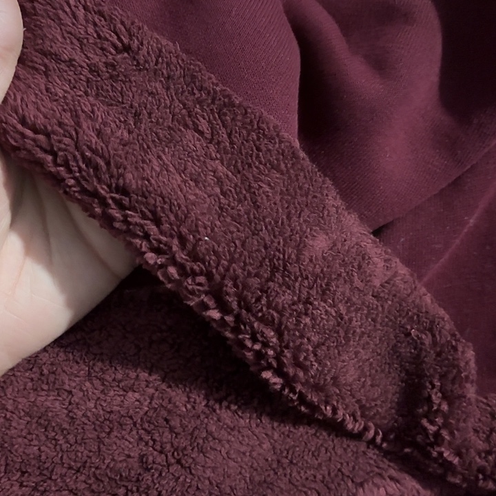 酒红色羊驼绒1.8×2米长带螺纹