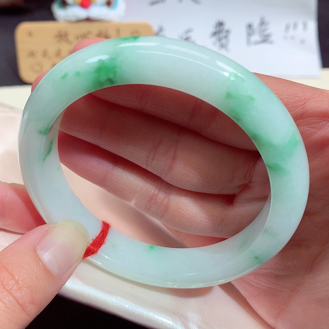 翡翠未镶嵌手镯1238