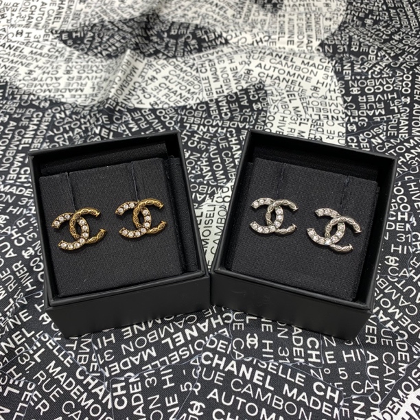 全新未使用 Chanel/香奈儿 24A复古双c耳钉大号 复古银/复古金