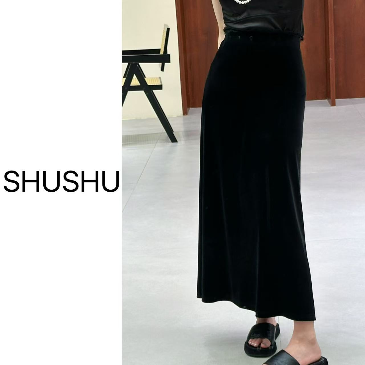 现货【百搭丝绒半裙】新中式显瘦气质时尚长款开叉秋冬丝绒半裙