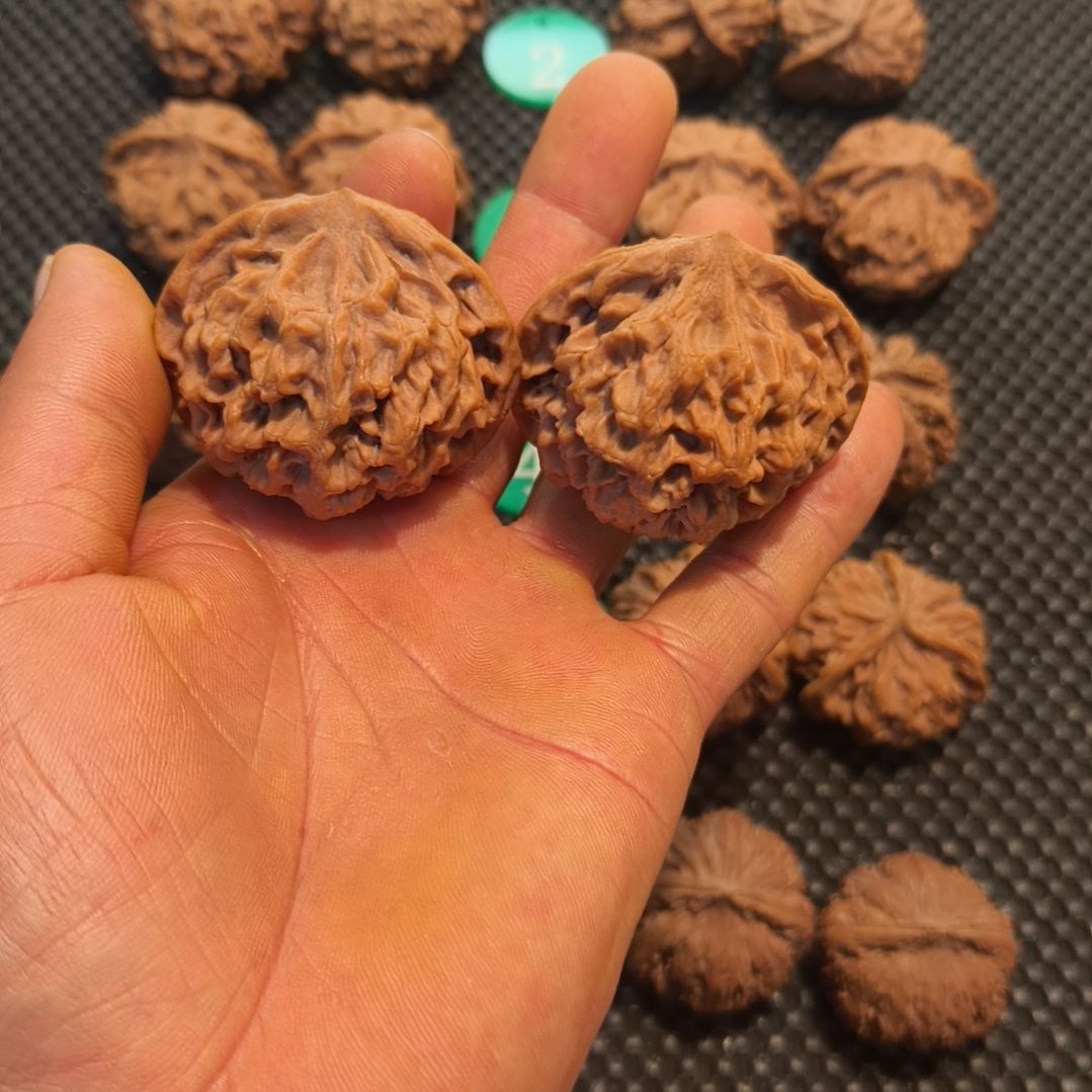 一***瓜文玩核桃吊坠帝王大花文玩核桃