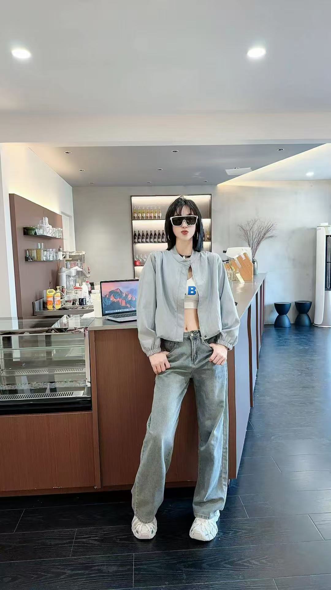 5835高品质蛋白皮衣外套