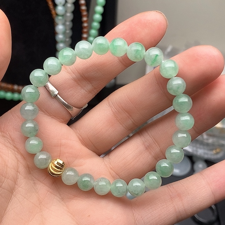 定制翡翠未镶嵌卡7.4