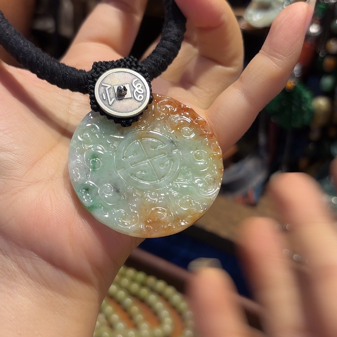 翡翠颈饰未镶嵌原创