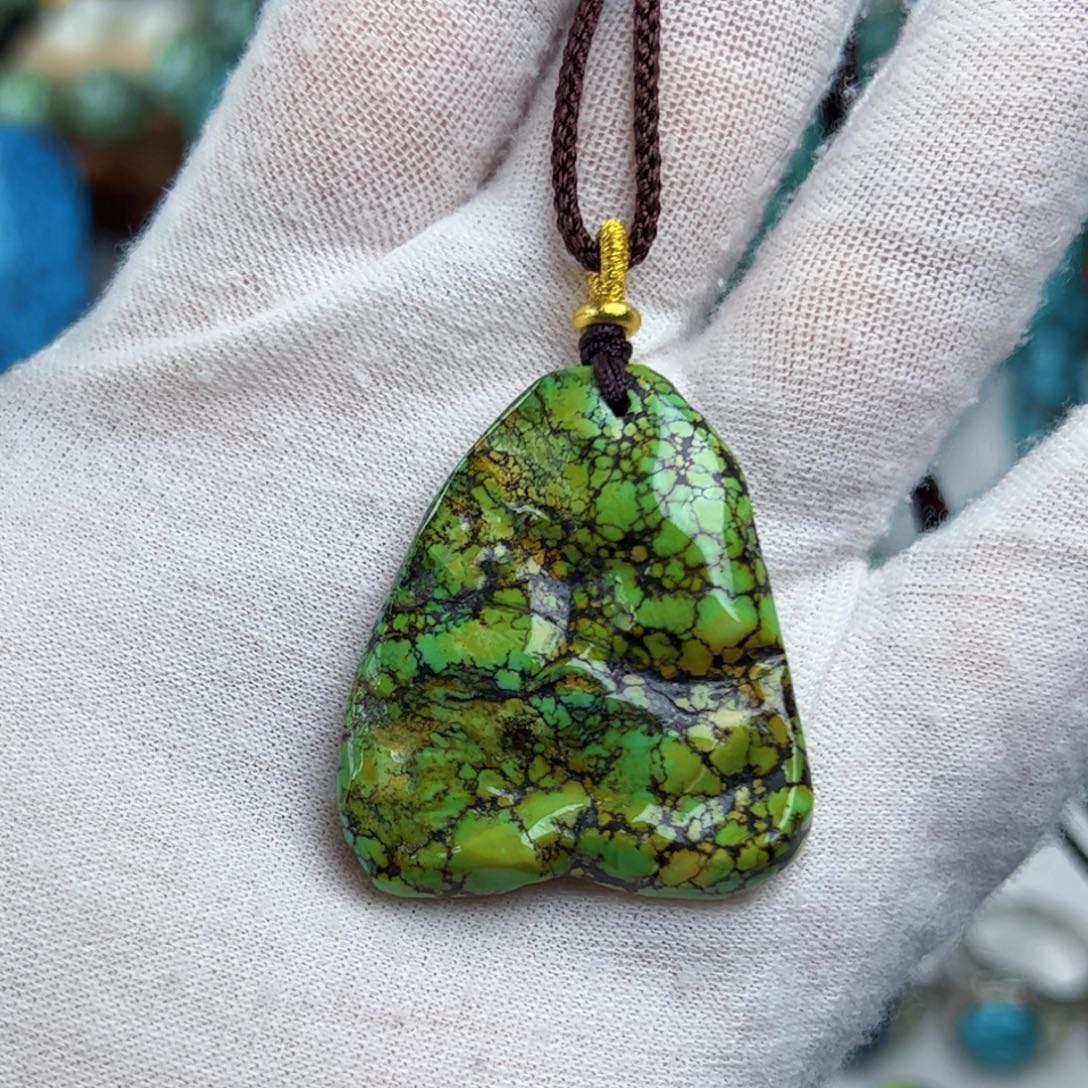 未镶嵌绿松石珠宝奇石