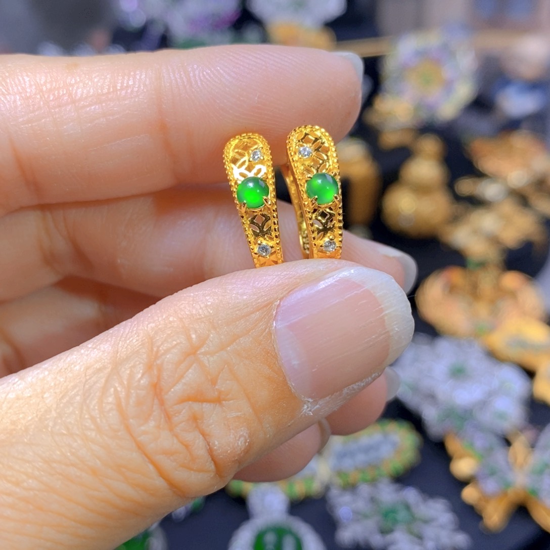 翡翠耳钉银S925镶嵌天然翡翠