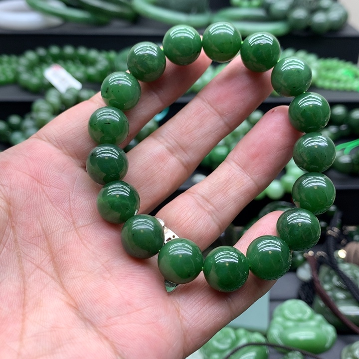 和田玉（碧玉）未镶嵌手链