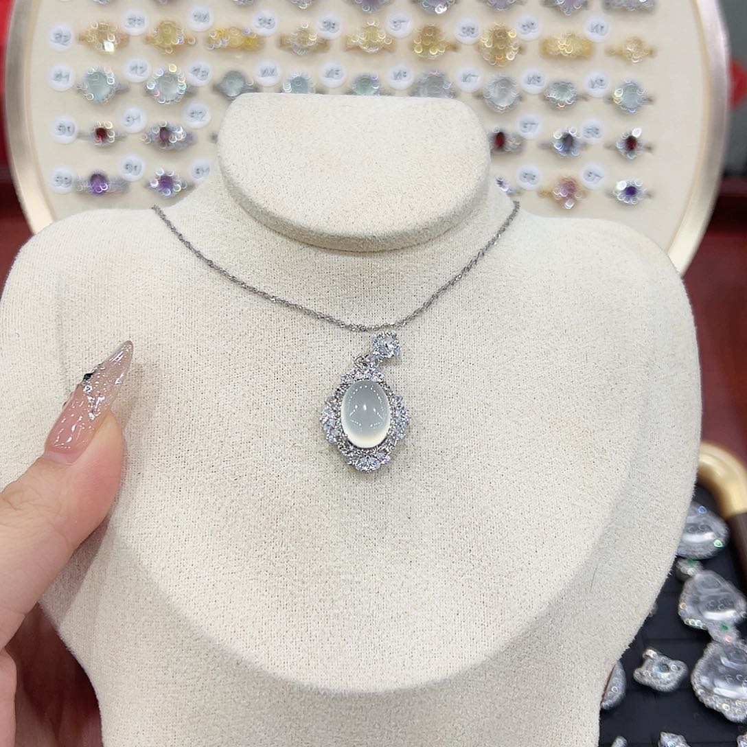 王***·戒指银S925镶嵌烟晶