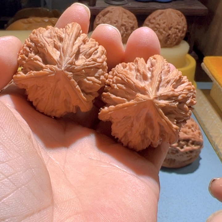 把件文玩核桃文山三棱41