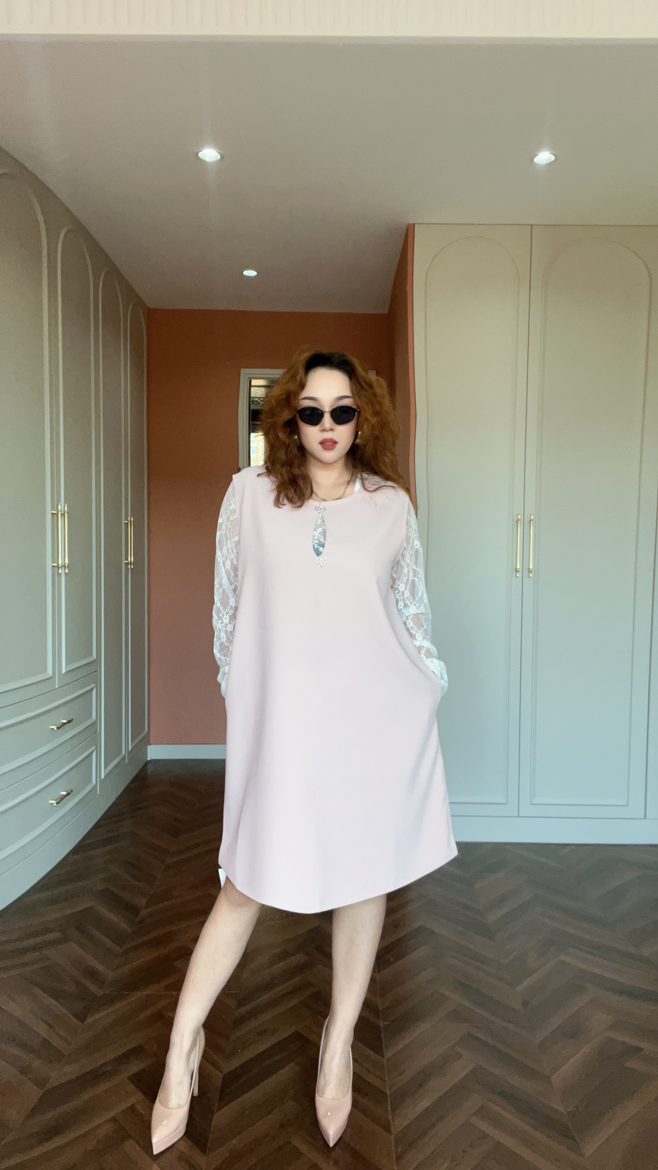 2025女士设计感独特别致背心裙新款爆款时尚流行气质长款无袖连衣