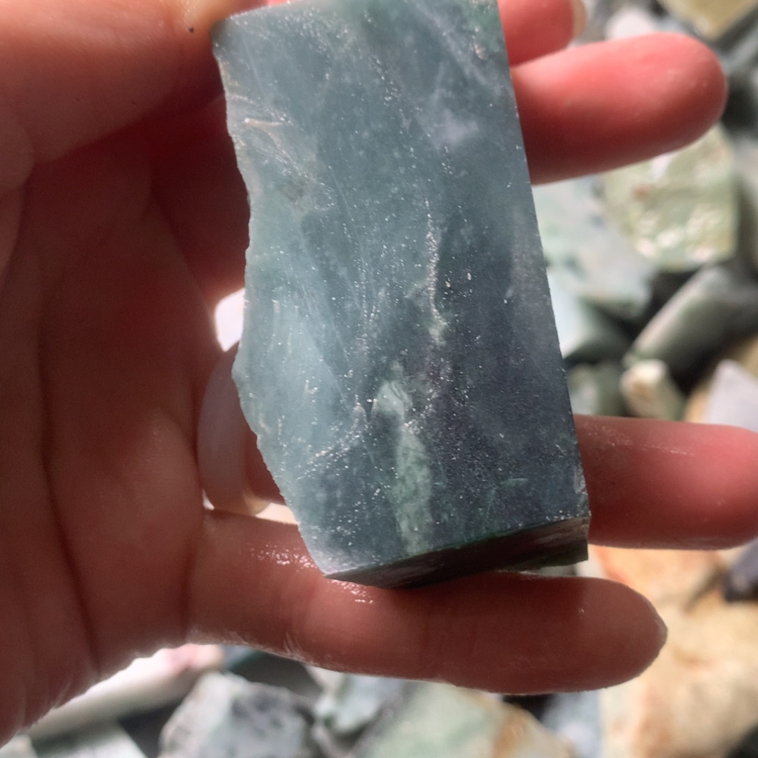 翡翠颈饰未镶嵌缅甸翡翠