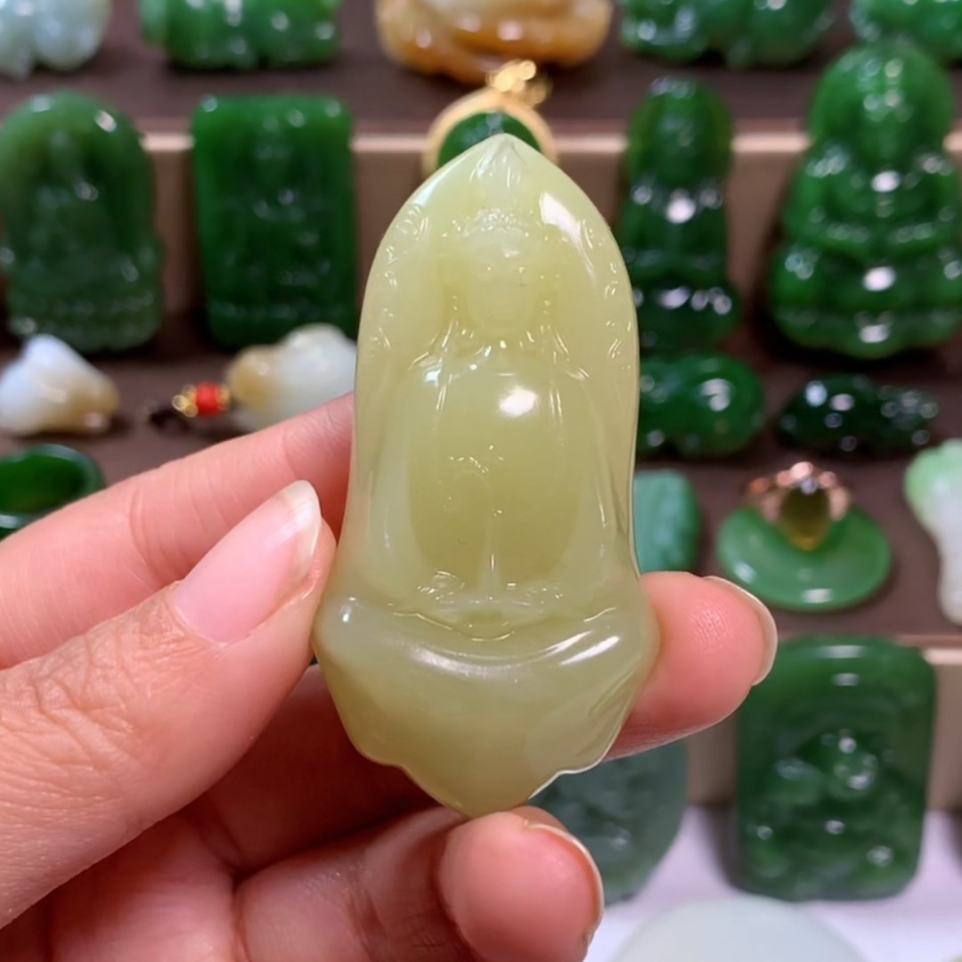 和田玉挂件未镶嵌