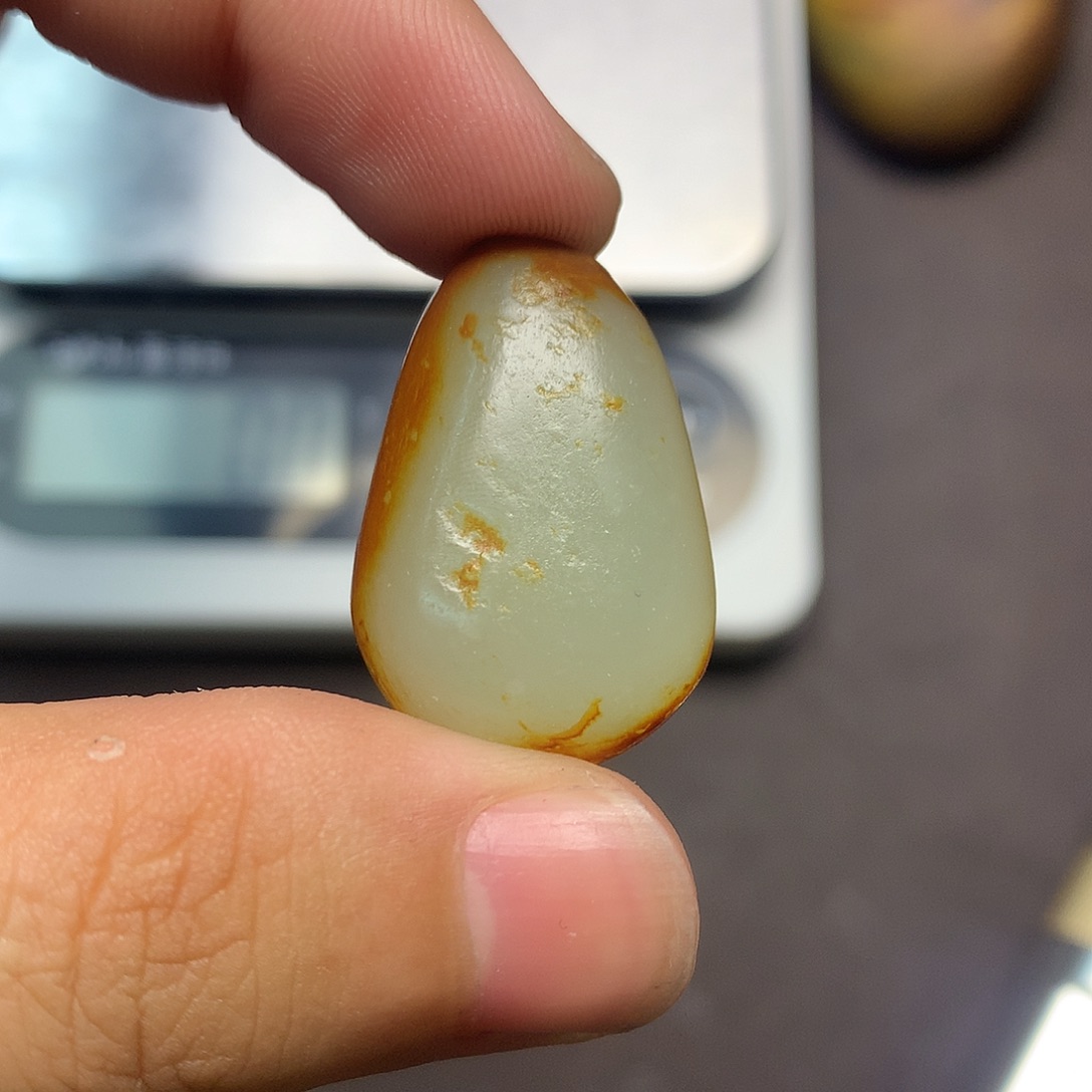 和田玉（糖玉）未镶嵌挂件