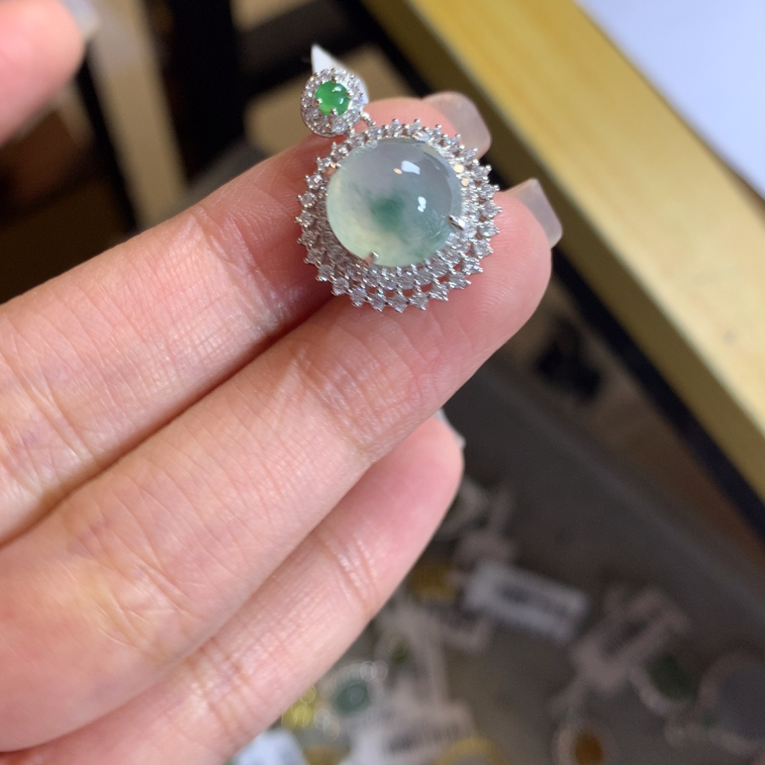 翡翠银S925镶嵌戒指吊坠