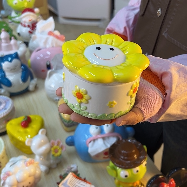 摆件陶瓷等行业的产品出口