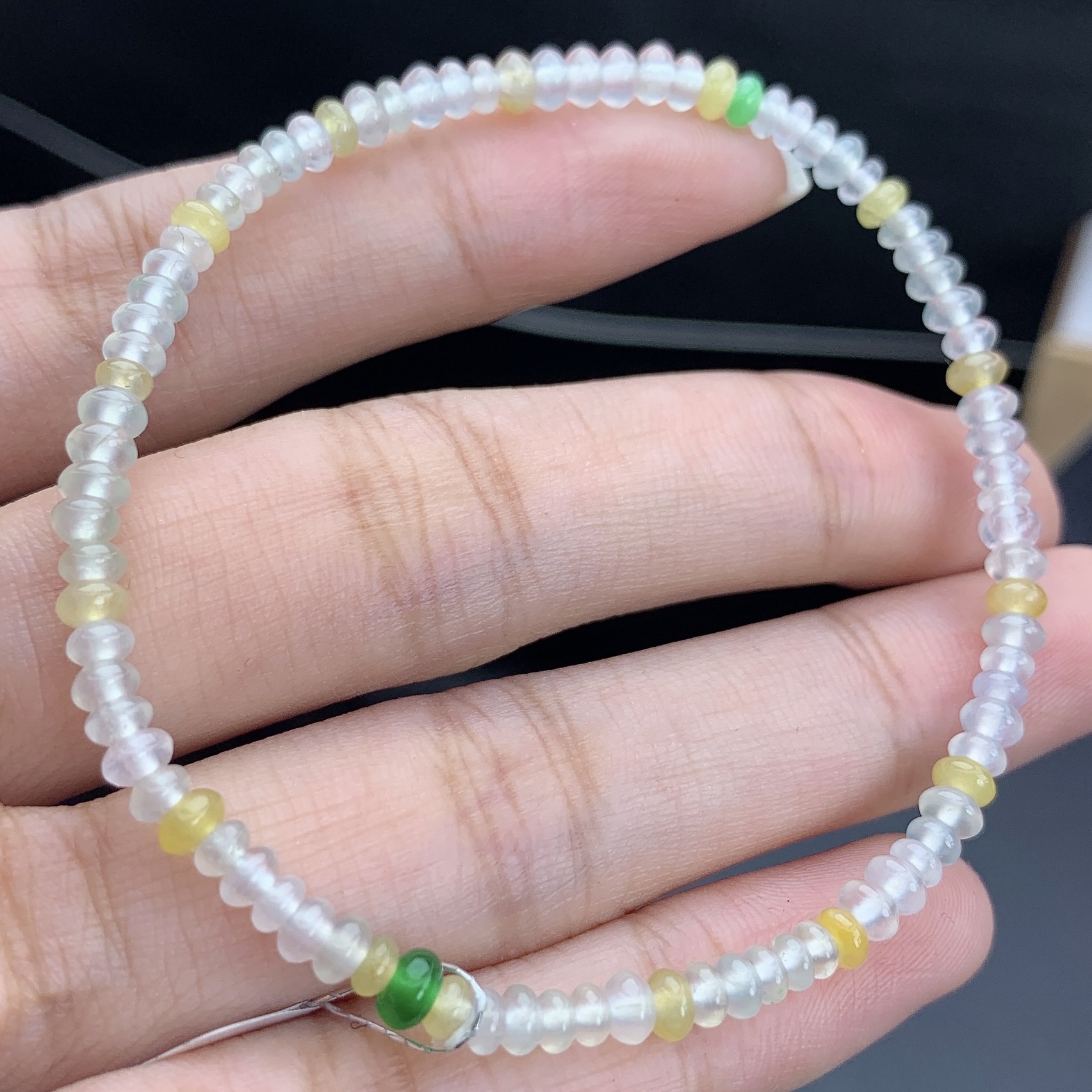 缅甸A货翡翠正冰透绳白冰黄色加绿珠算盘珠手链手串T/3.6mm