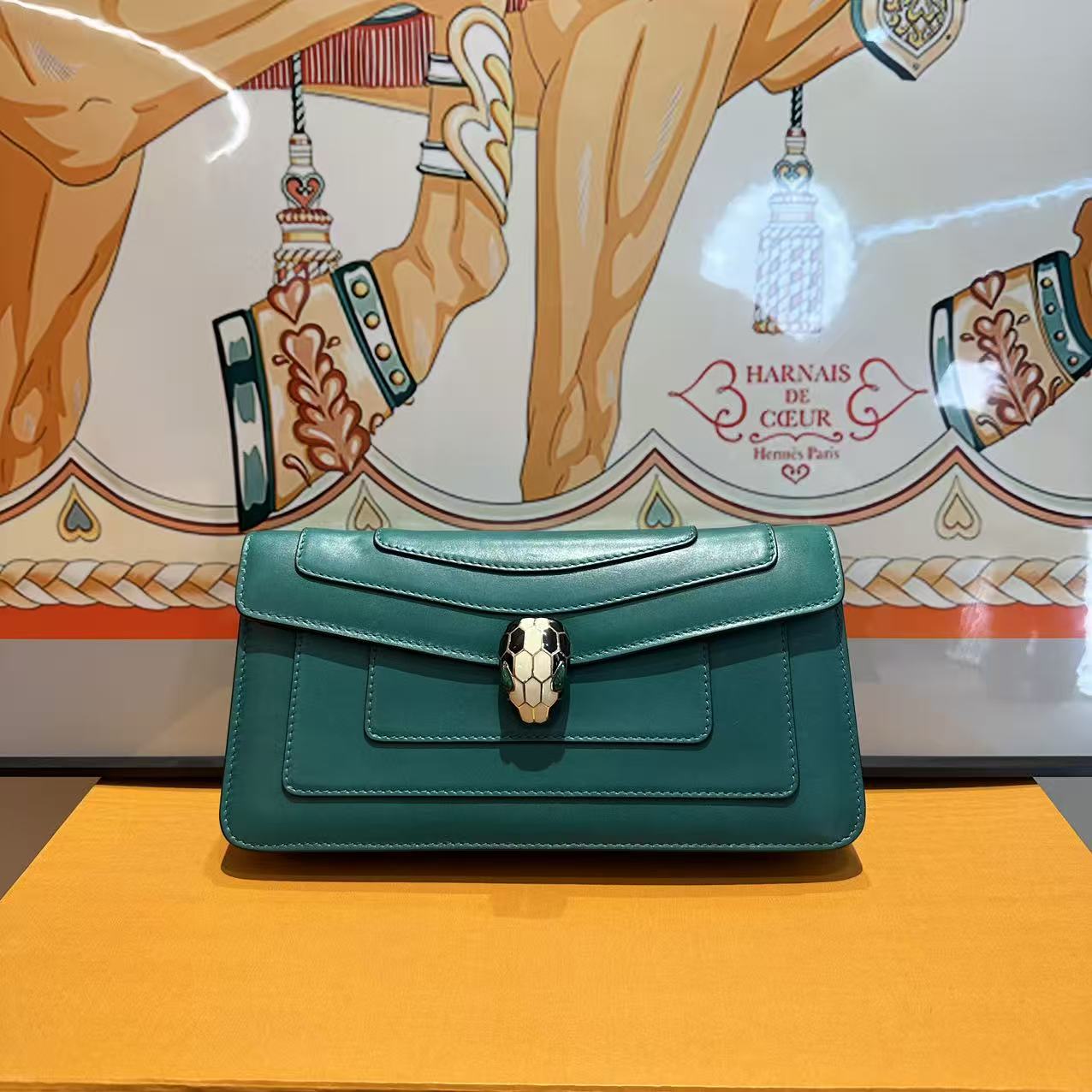 99新 BVLGARI/宝格丽 【tvb识货】孔雀绿 蛇头链条包