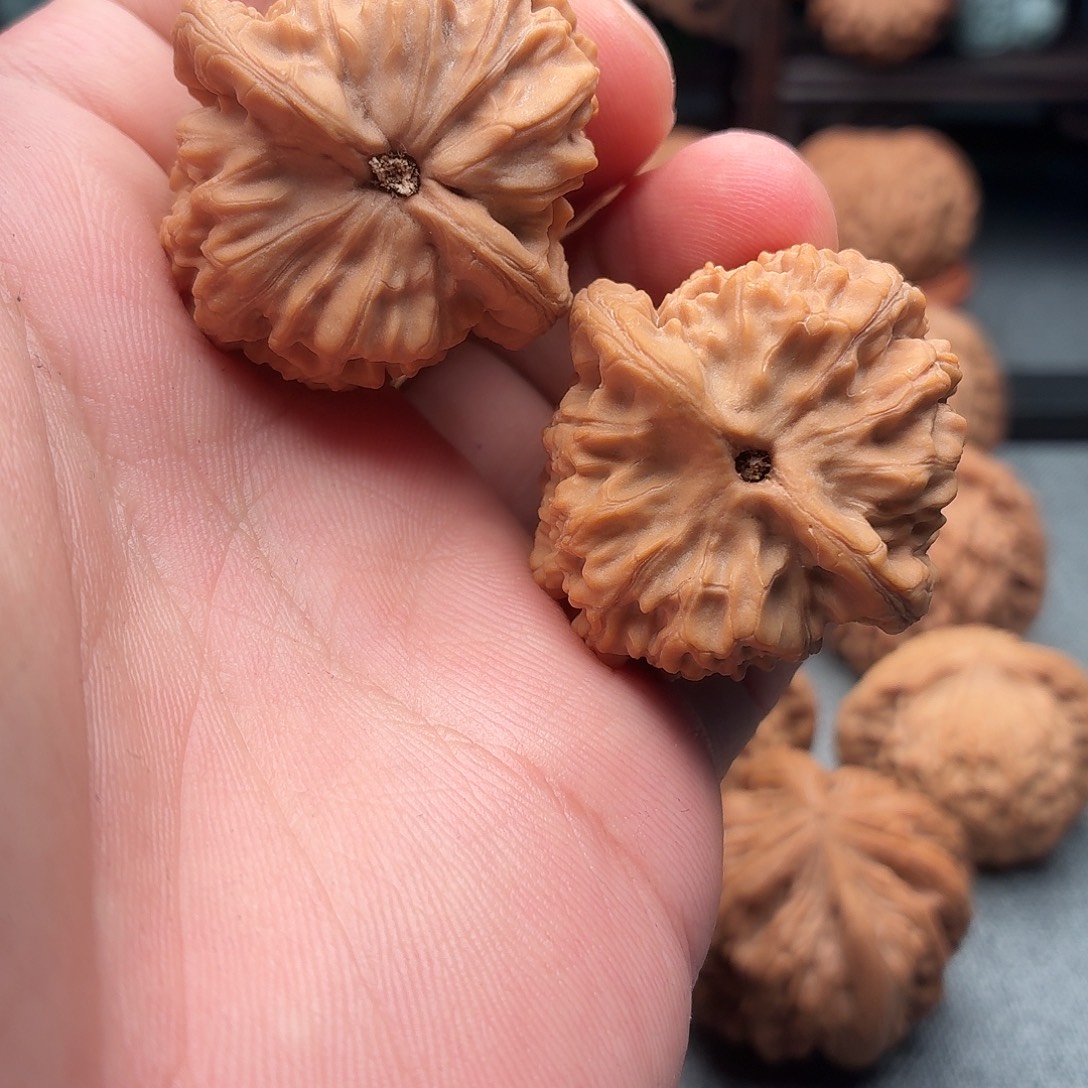 木***天文玩核桃吊坠黄崖关36尺寸1221