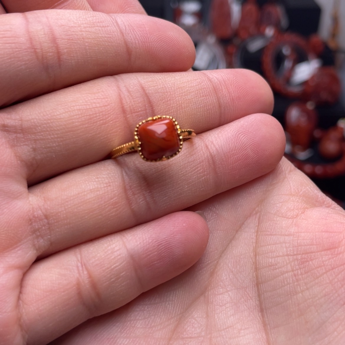 【闪购商品】银S925镶嵌方糖戒指南红玛瑙