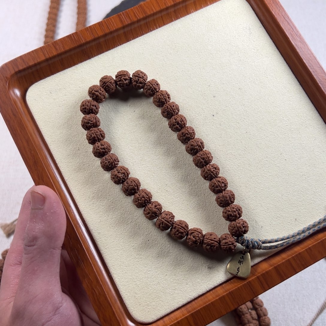 C***t金刚菩提吊坠老树王